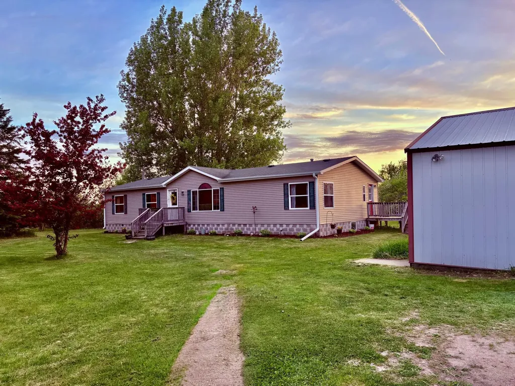 4325 94th Avenue NW Roosevelt MN 56673