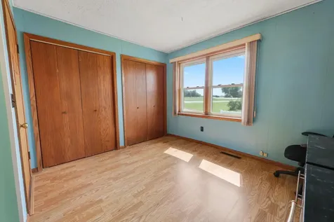 8601 Little Rock Road NE Foley MN 56329