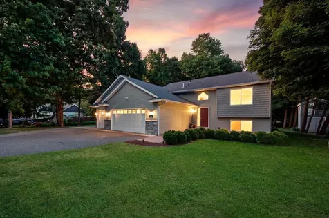 842 Colby Street Taylors Falls MN 55084