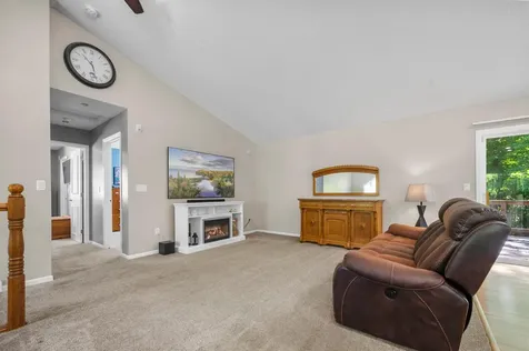 842 Colby Street Taylors Falls MN 55084