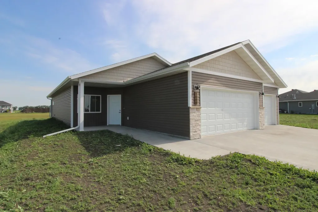 1600 5th Avenue NE Dilworth MN 56529