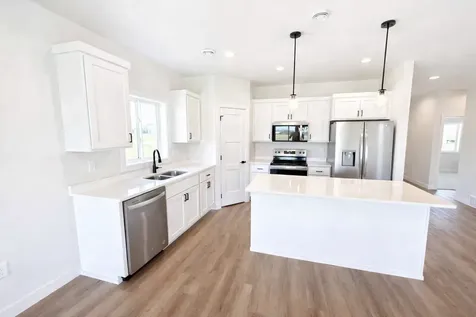 1600 5th Avenue NE Dilworth MN 56529