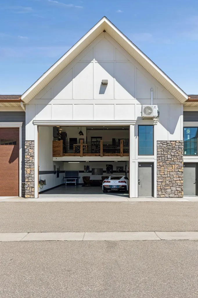 3640 Arrowhead Drive Hamel MN 55340