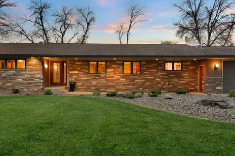 706 23rd Street SW Austin MN 55912