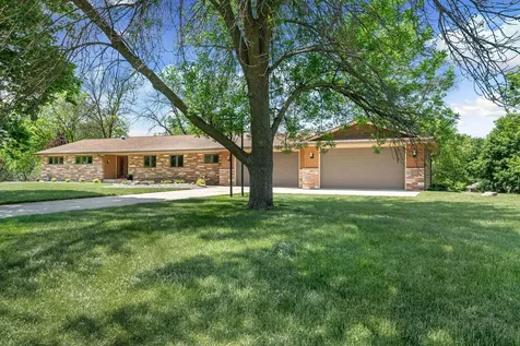 706 23rd Street SW Austin MN 55912