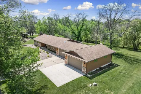 706 23rd Street SW Austin MN 55912