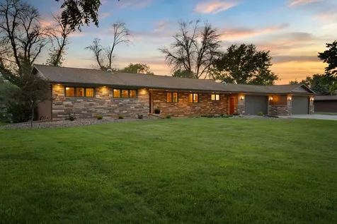706 23rd Street SW Austin MN 55912