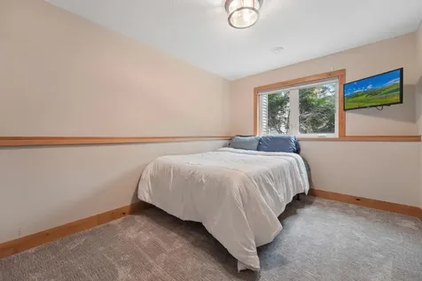 4320 217th Avenue NE Cedar MN 55011