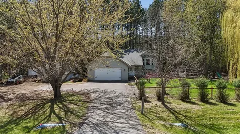 4320 217th Avenue NE Cedar MN 55011