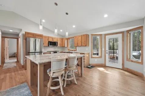 4320 217th Avenue NE Cedar MN 55011