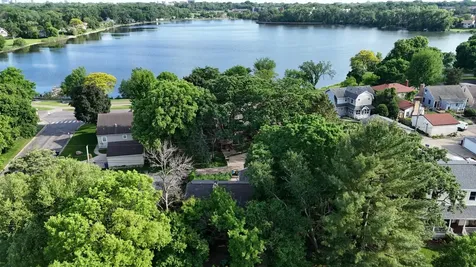 3707 42nd Avenue N Robbinsdale MN 55422