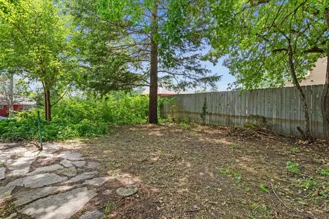 3707 42nd Avenue N Robbinsdale MN 55422
