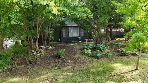 3707 42nd Avenue N Robbinsdale MN 55422