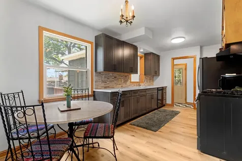 3707 42nd Avenue N Robbinsdale MN 55422