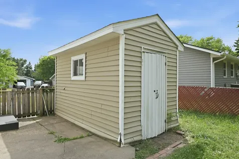 7944 Hillside Trail S Cottage Grove MN 55016