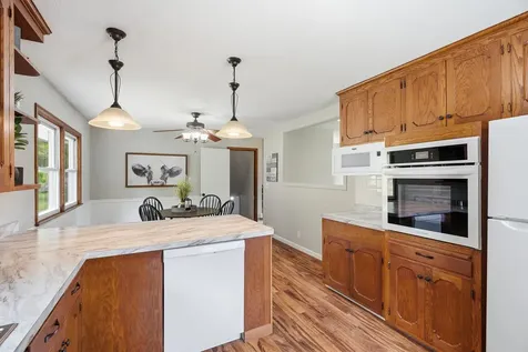 7944 Hillside Trail S Cottage Grove MN 55016