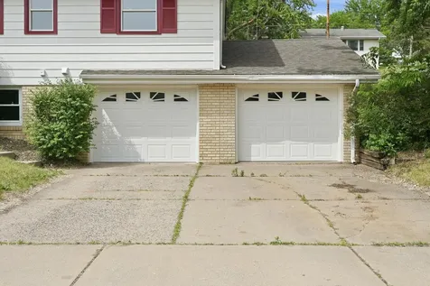 7944 Hillside Trail S Cottage Grove MN 55016