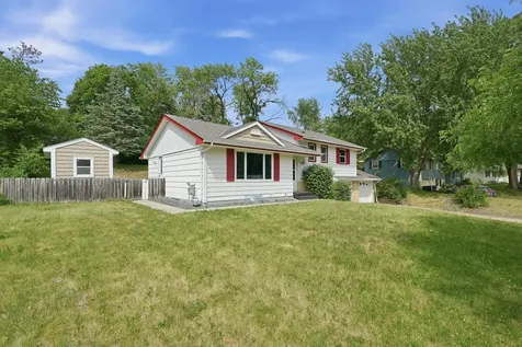 7944 Hillside Trail S Cottage Grove MN 55016