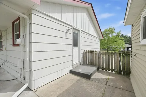 7944 Hillside Trail S Cottage Grove MN 55016