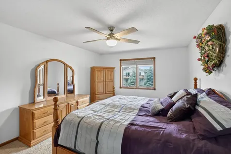 13806 Zarthan Court Savage MN 55378