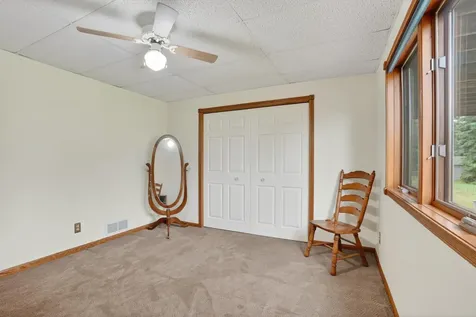 13806 Zarthan Court Savage MN 55378