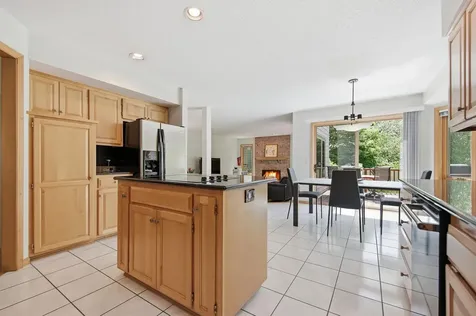10825 46th Place N Plymouth MN 55442