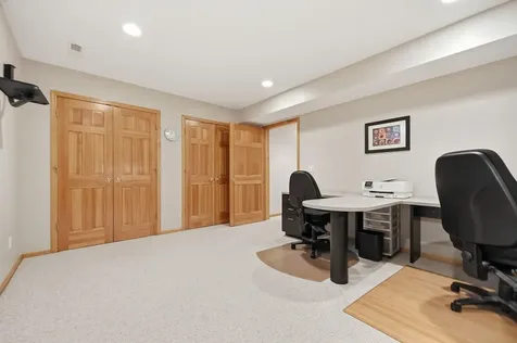 10825 46th Place N Plymouth MN 55442
