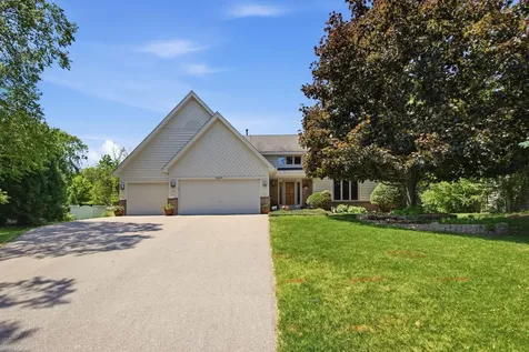 10825 46th Place N Plymouth MN 55442
