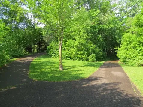 10825 46th Place N Plymouth MN 55442