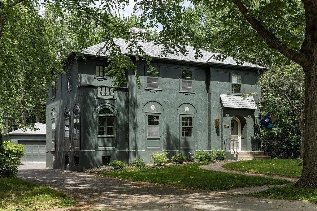 1083 Lombard Avenue Saint Paul MN 55105