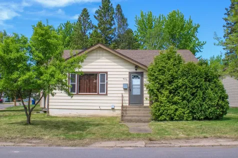423 38th Street E Hibbing MN 55746