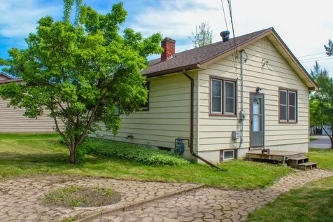 423 38th Street E Hibbing MN 55746