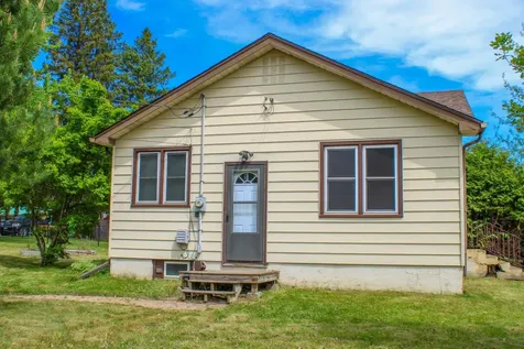 423 38th Street E Hibbing MN 55746