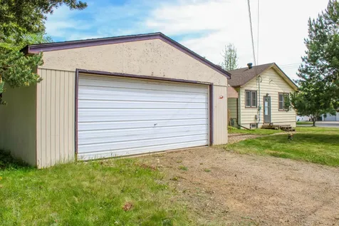 423 38th Street E Hibbing MN 55746