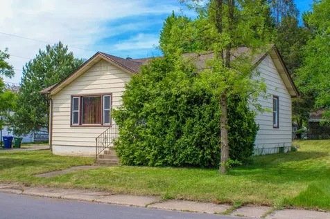 423 38th Street E Hibbing MN 55746