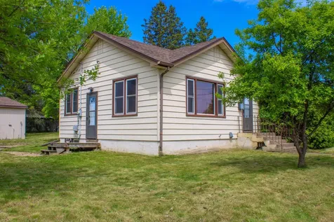 423 38th Street E Hibbing MN 55746