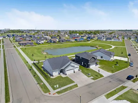 4500 Blue Stem Way Moorhead MN 56560