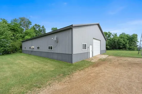 1970 121st Street Woodstock MN 56186