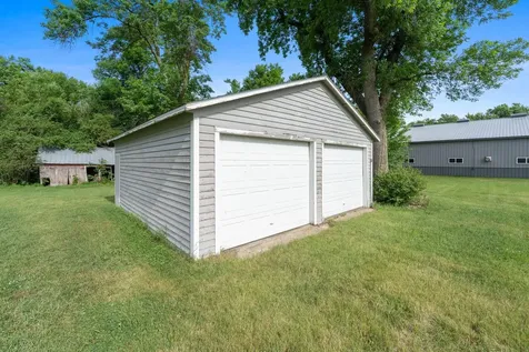 1970 121st Street Woodstock MN 56186