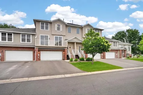 20016 Heritage Drive Lakeville MN 55044