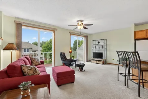 20016 Heritage Drive Lakeville MN 55044