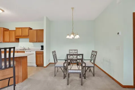 20016 Heritage Drive Lakeville MN 55044