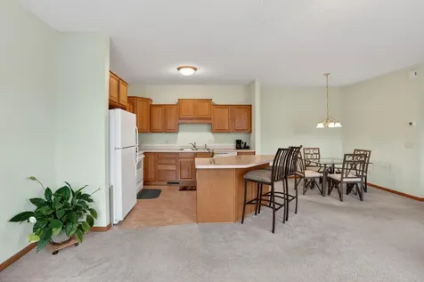 20016 Heritage Drive Lakeville MN 55044