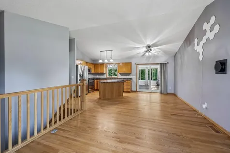 425 66th Street SW Waverly MN 55390