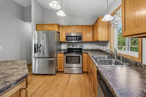 425 66th Street SW Waverly MN 55390