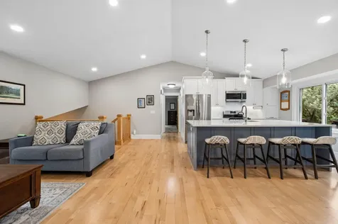7311 Trotters Circle Chanhassen MN 55317