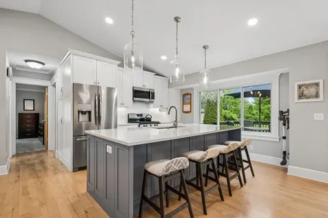 7311 Trotters Circle Chanhassen MN 55317