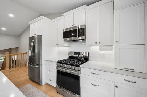 7311 Trotters Circle Chanhassen MN 55317