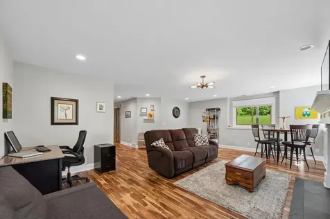 7311 Trotters Circle Chanhassen MN 55317