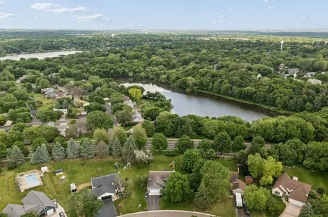 7311 Trotters Circle Chanhassen MN 55317